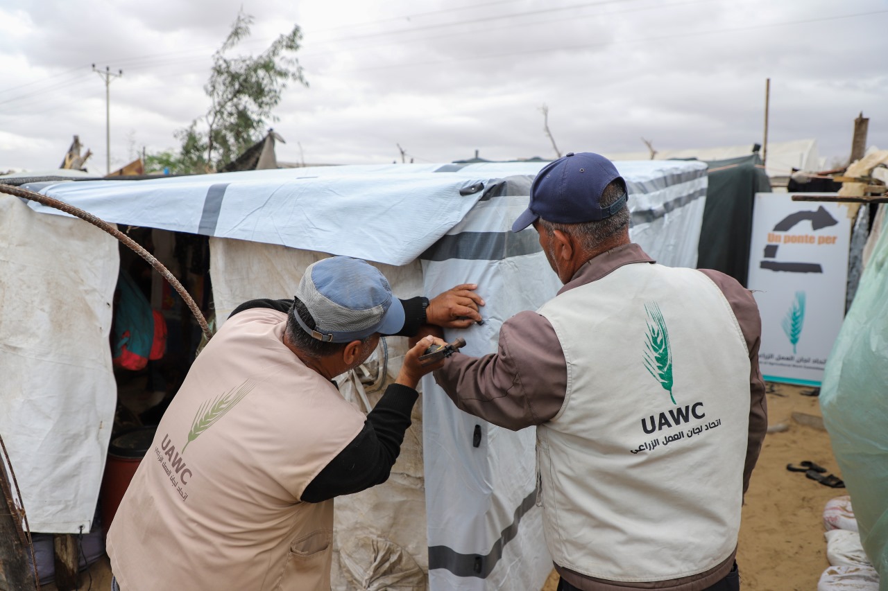 Gaza, messa in sicurezza tende